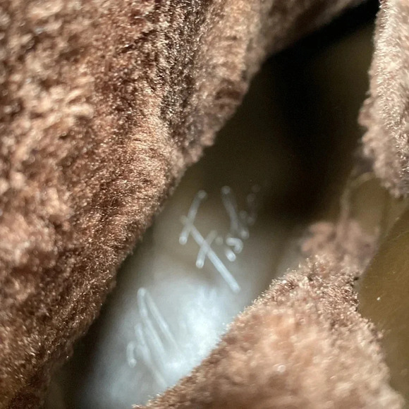 Marc Fisher winter women’s boots size 11 check them out very nice thanks 🙏 - Picture 9 of 9